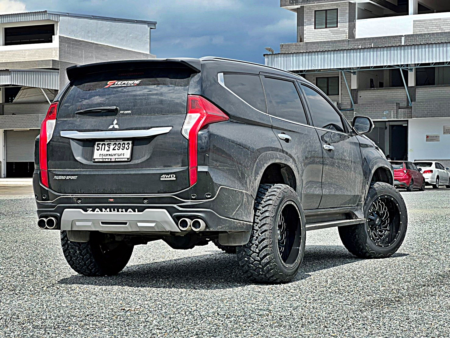 #PAJERO_ทรงเมกา ที่ STEP9