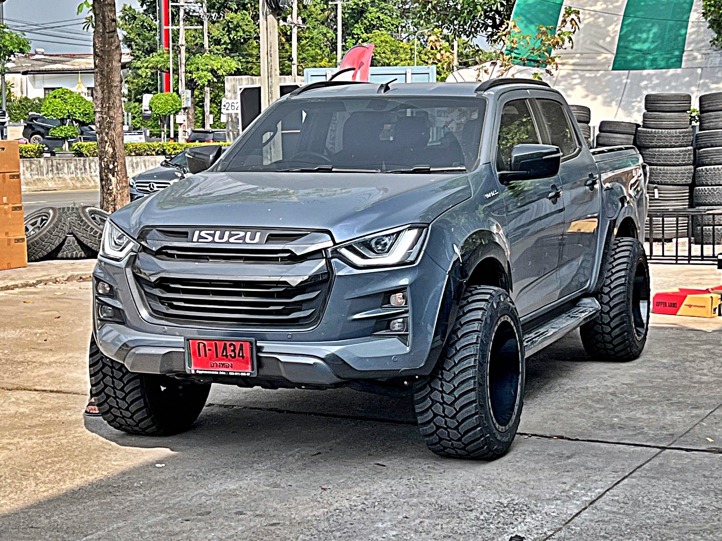 D-MAX ทรงเมกา จากอุธยา