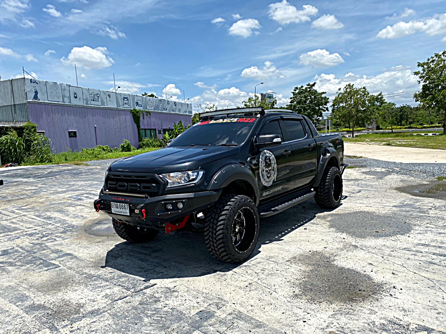 FORD WILDTRACK ทรงเมกา