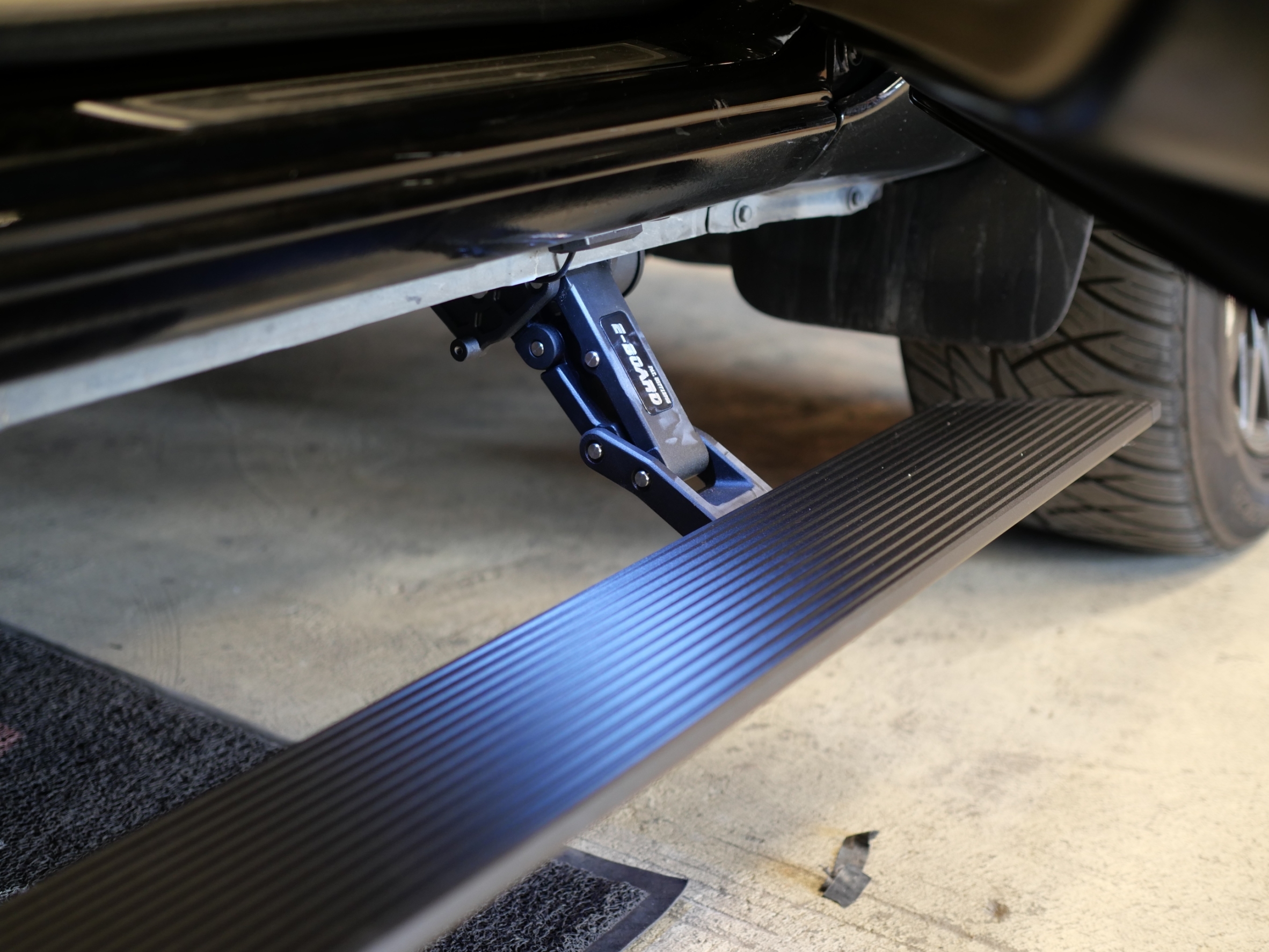 บันไดไฟฟ้า E-BOARD สำหรับ ford everest