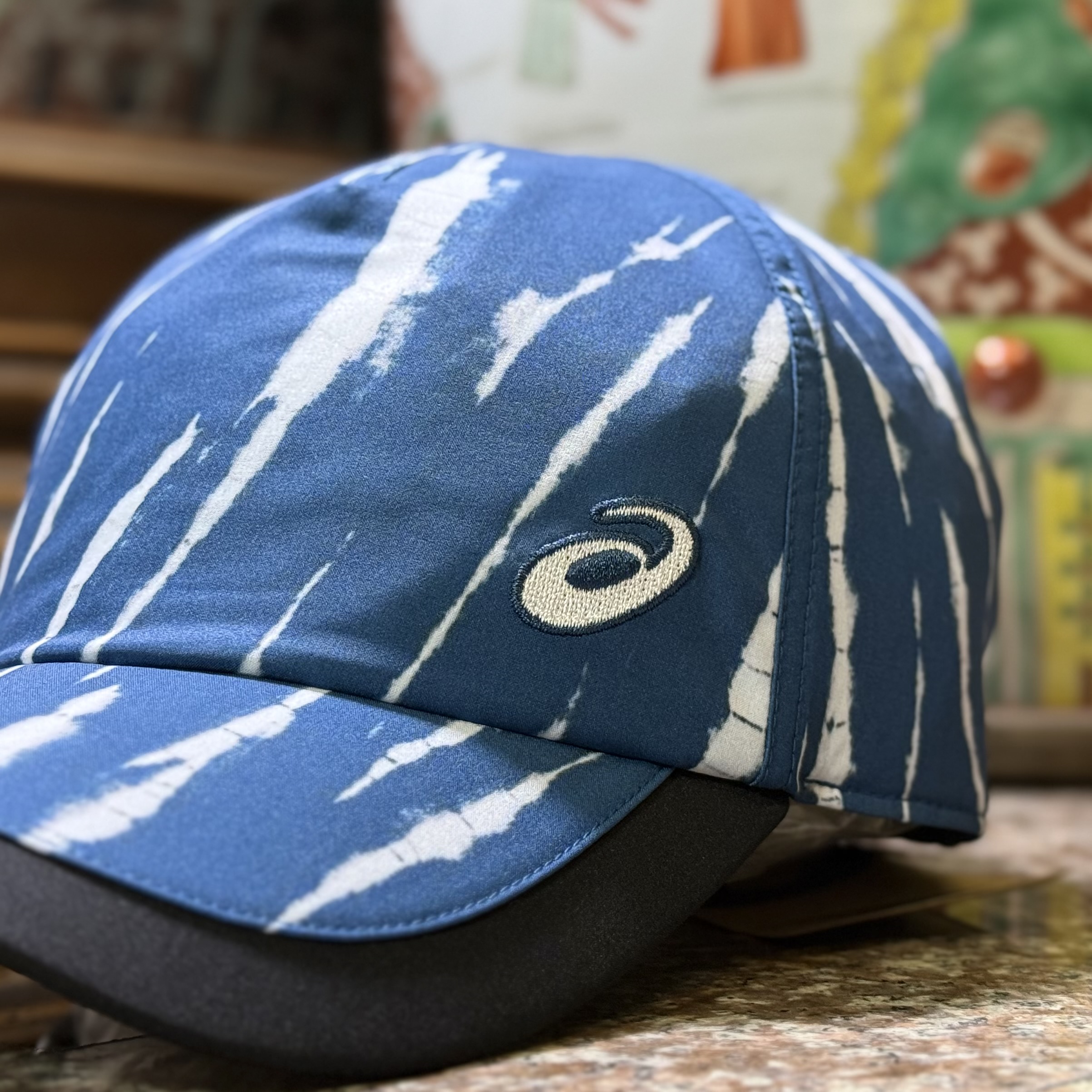 หมวกวิ่ง ASICS Graphic Woven Running Cap ‘MAKO BLUE’ (L)