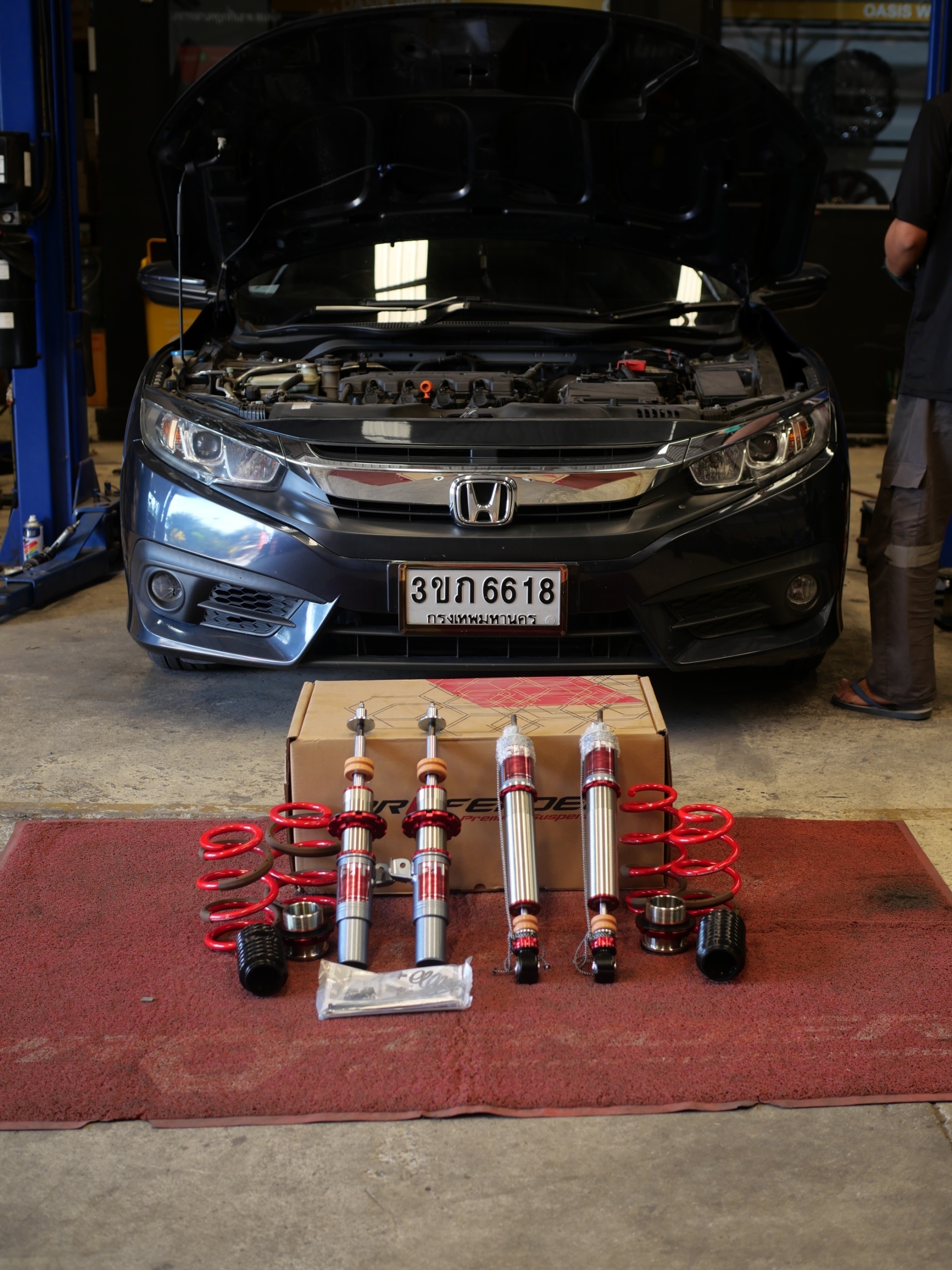 โช๊คอัพ Profender รุ่น Fit Z สำหรับรถรุ่น Civic FC,FK,FE