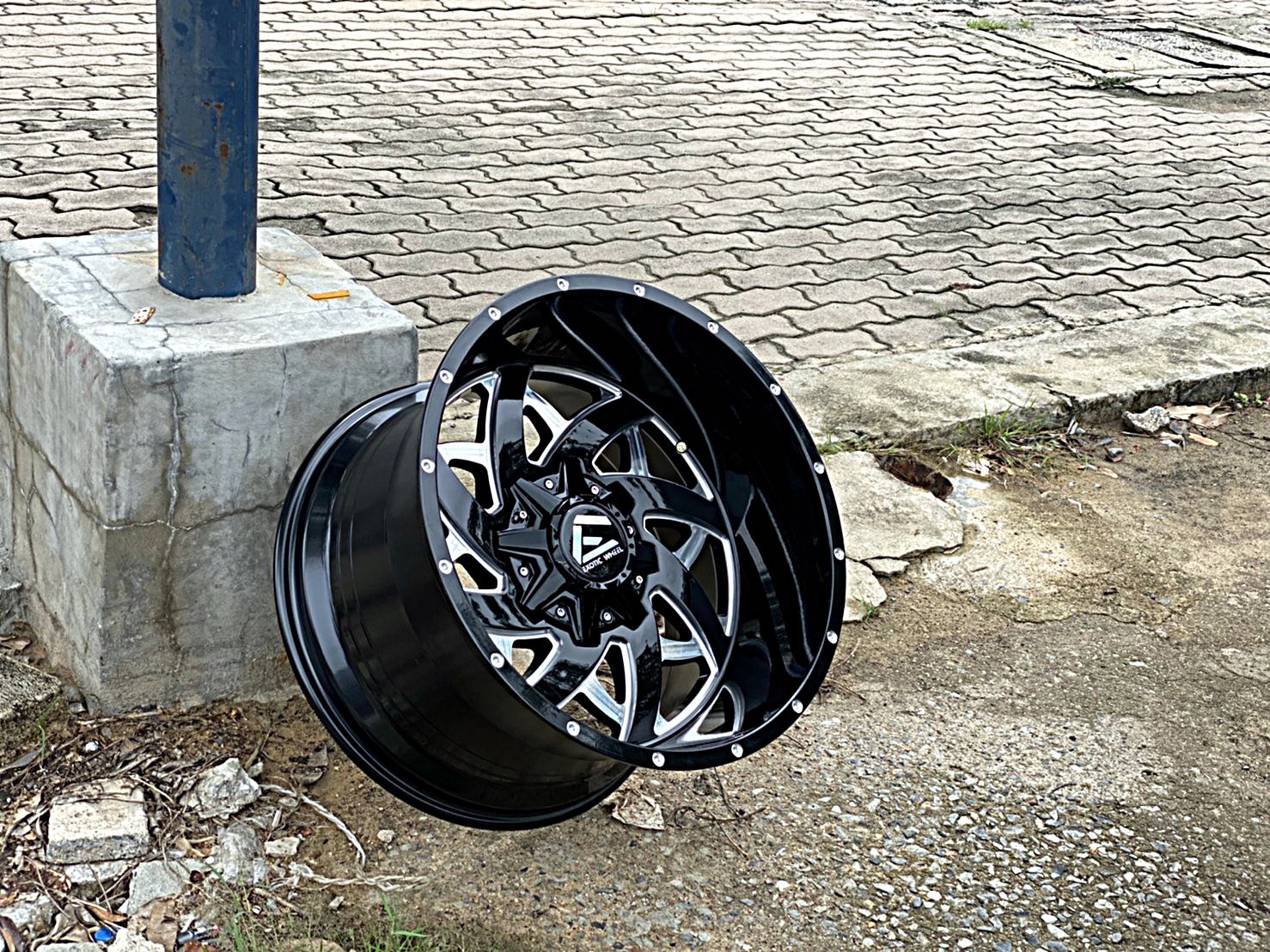 มาใหม่ EAGLE BL005 ขอบ20