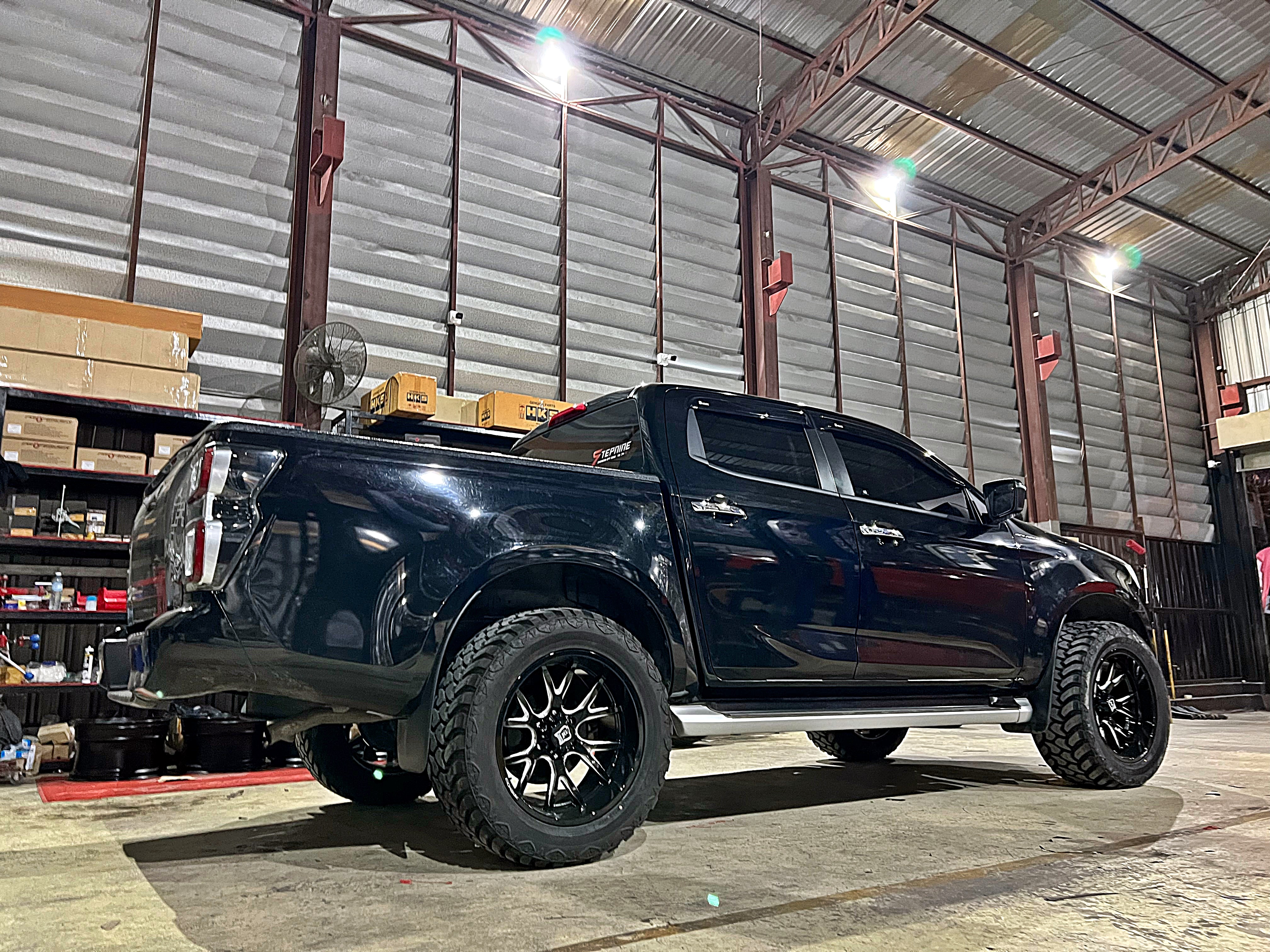 D-MAX ทรงเมกาที่ STEP9