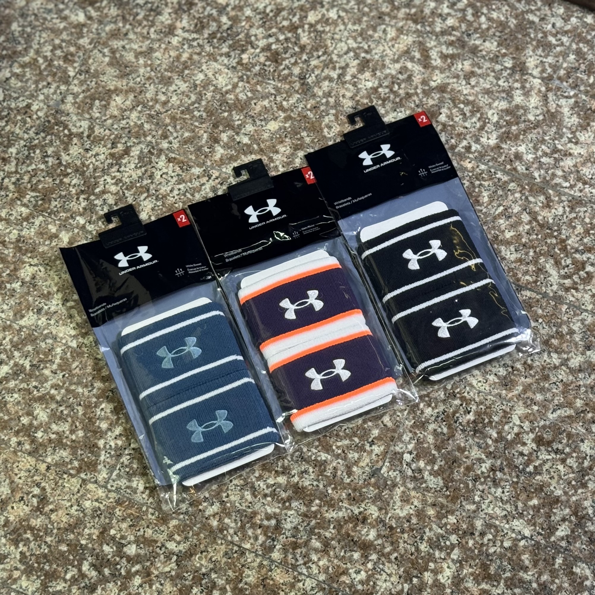 ผ้ารัดข้อมือ Under Armour Terry Wristband (3สี)