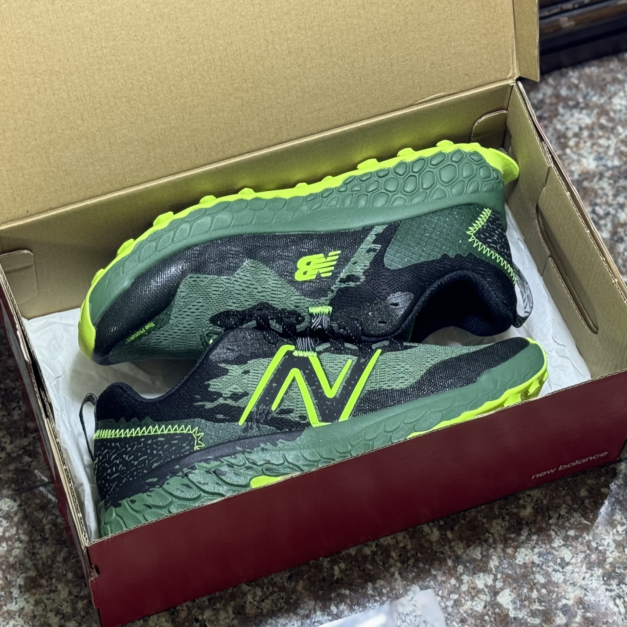 รองเท้าวิ่งเทรล New Balance Fresh Foam X Hierro V7 (M7/7.5US)