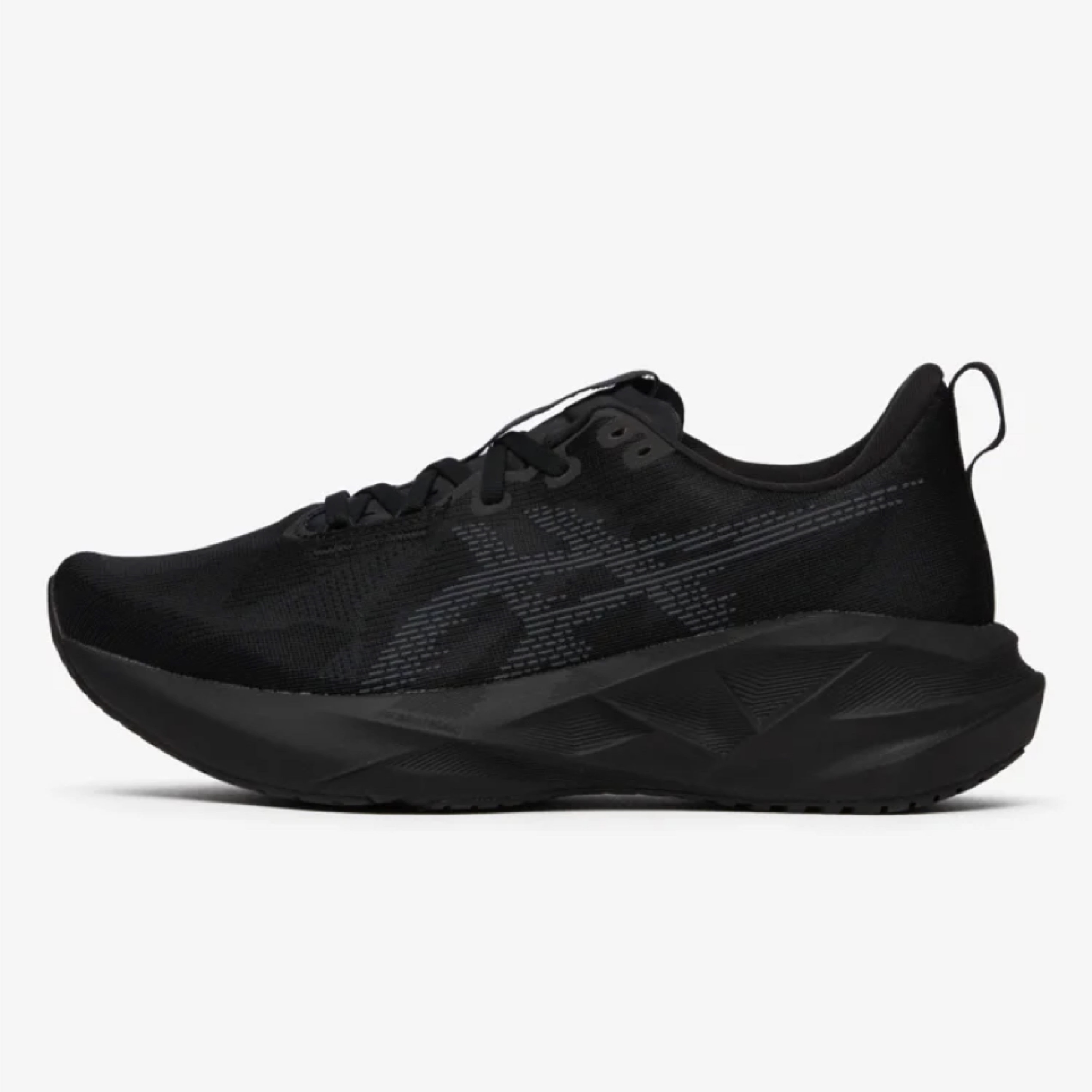 รองเท้าวิ่ง ASICS NovaBlast 5 ‘AllBlack’ (M9.5US)