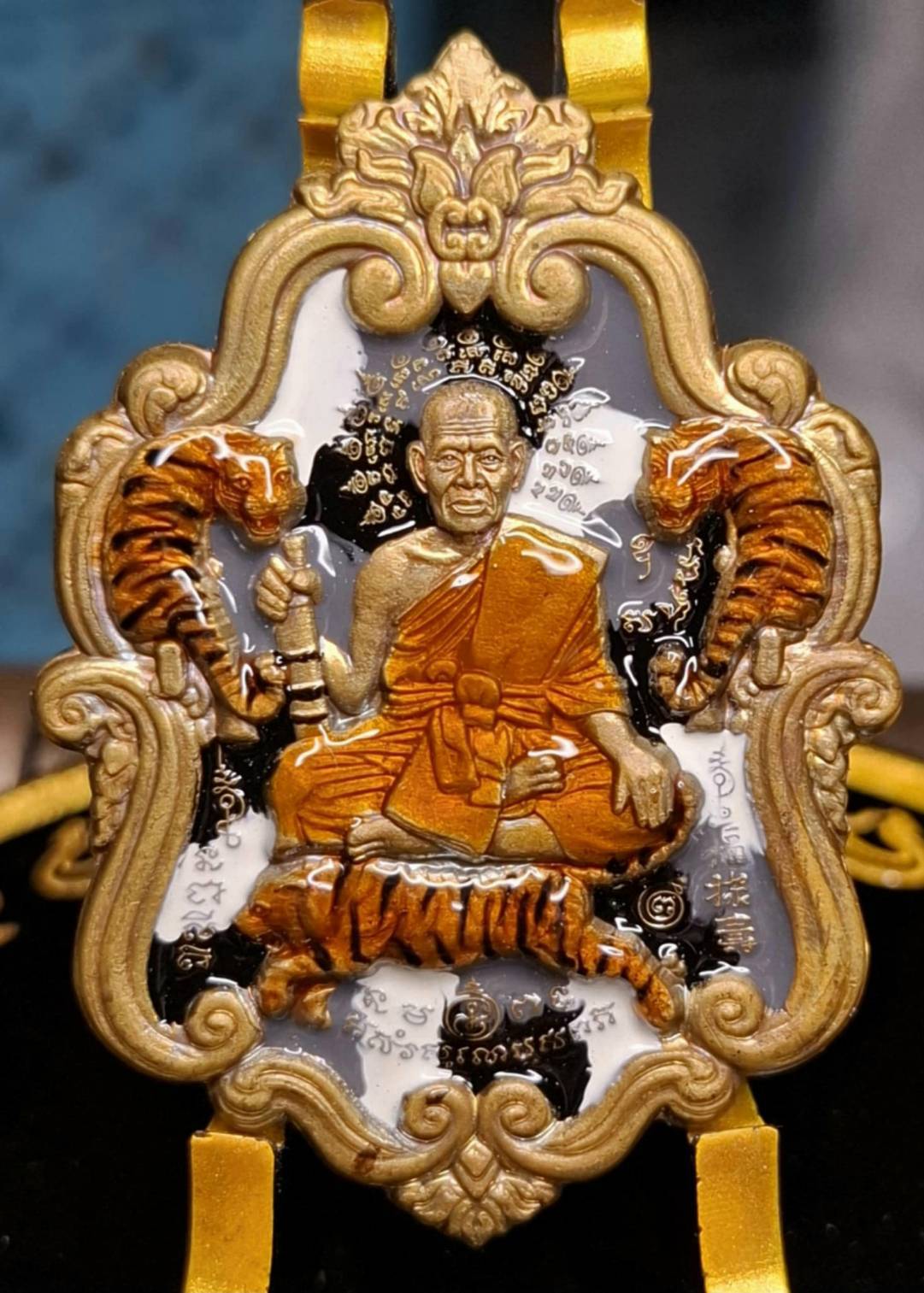 เหรียญ รุ่น เจ้าสัวเเสนล้าน เสือ 11 ตัว หลวงพ่อพัฒน์ ปุญญกาโม