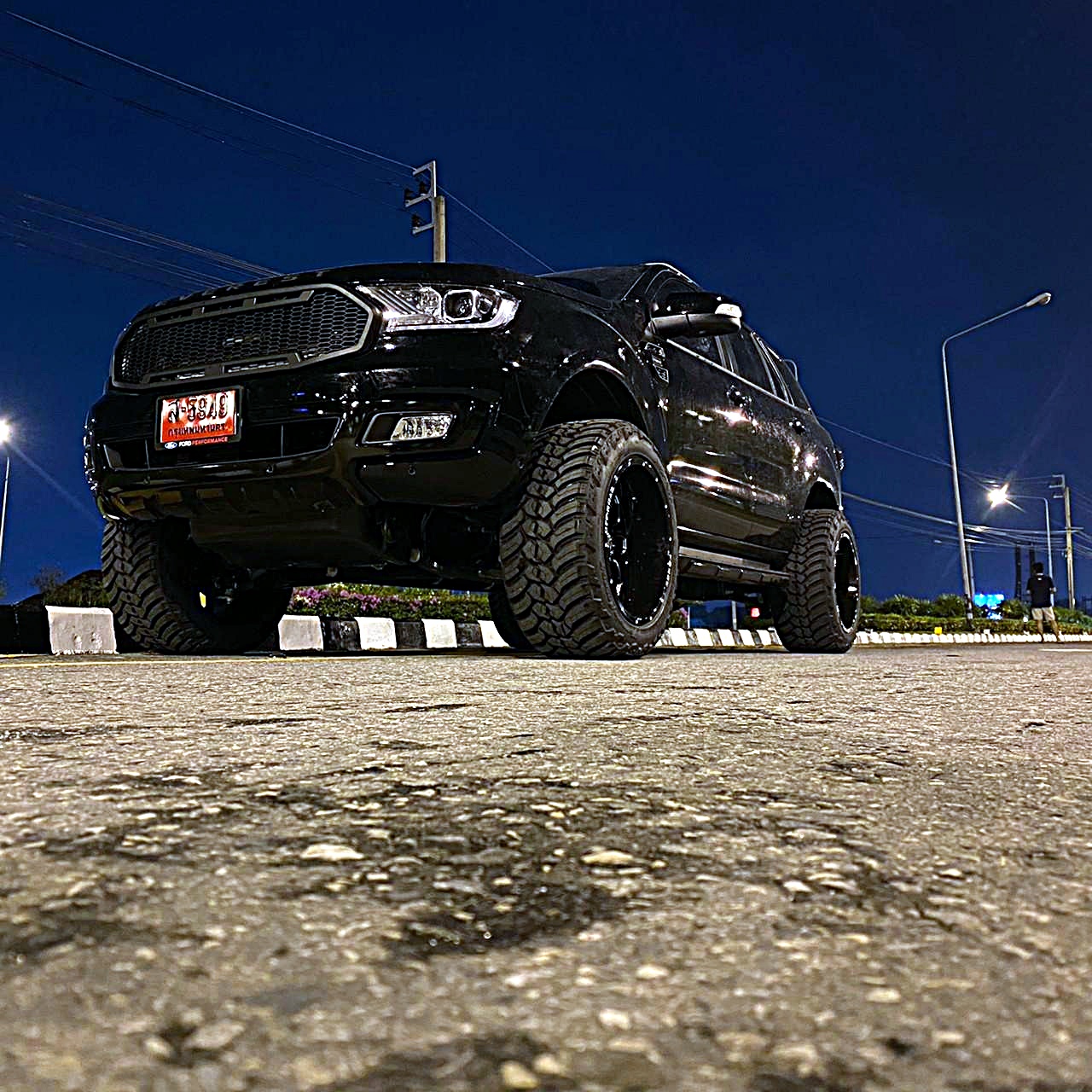 FORD EVEREST จัดทรงเมกาที่ STEP9