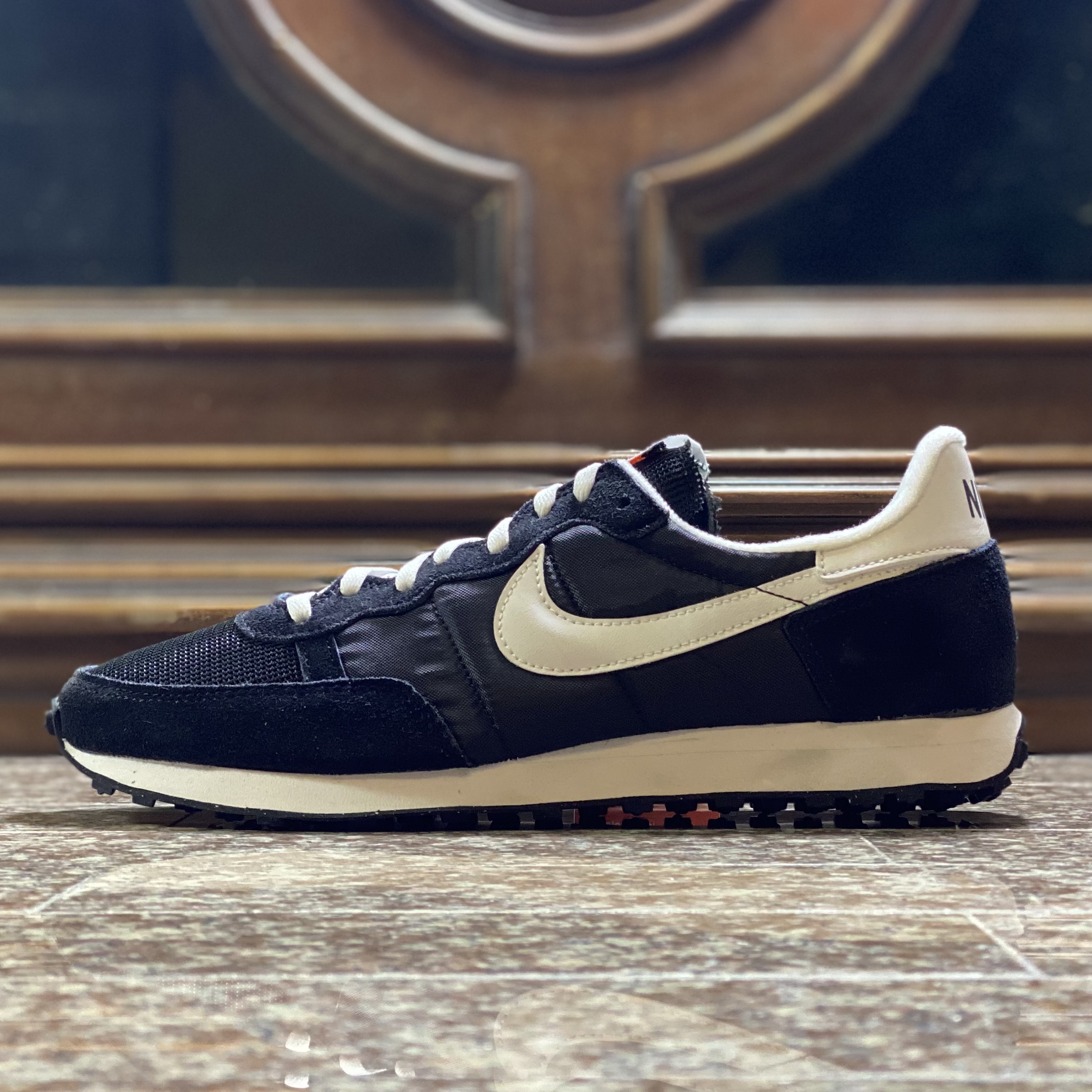 รองเท้า Nike Challenger OG ‘BLACK’ (M10US)