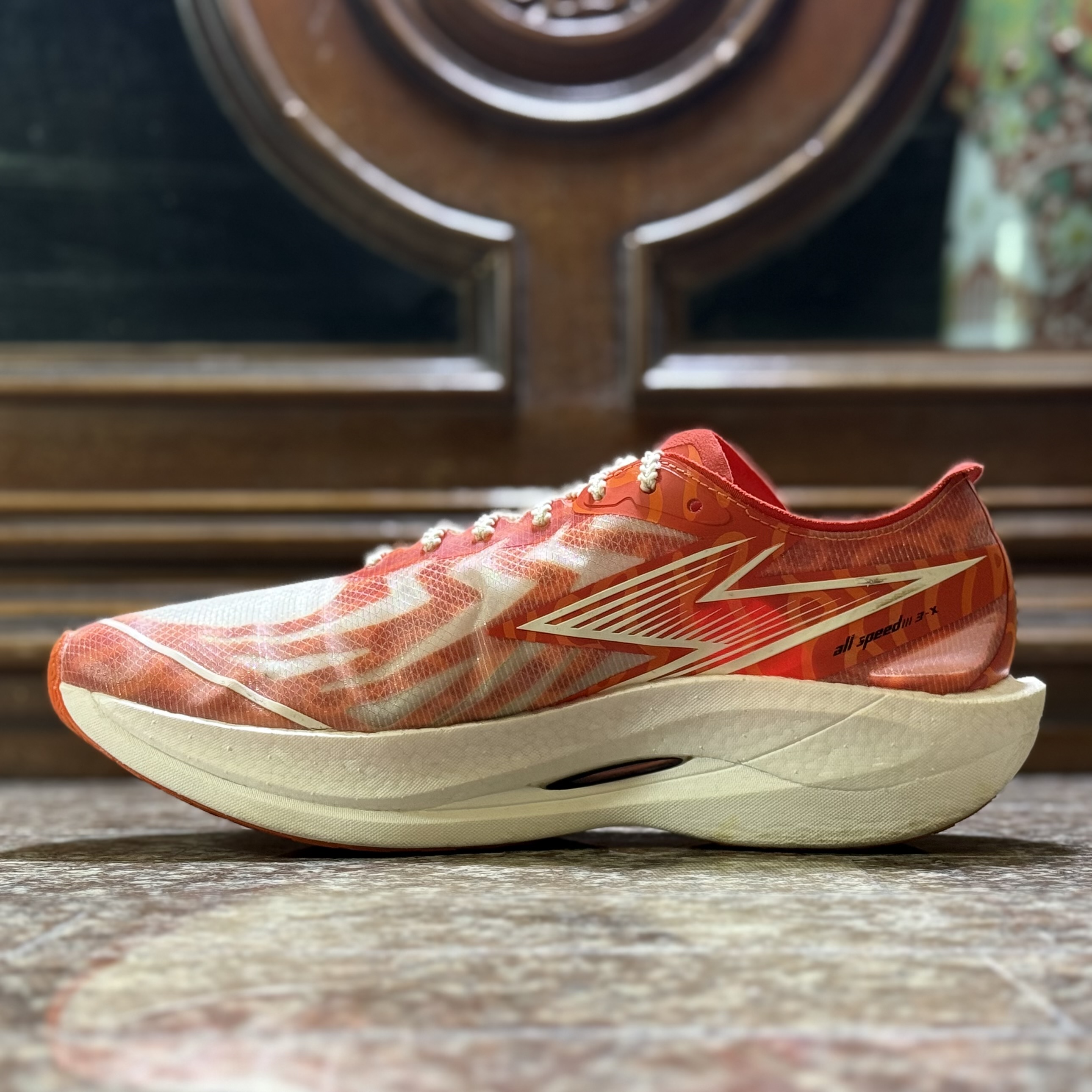 รองเท้าวิ่ง 361 Degrees Flame 2.0 ‘RED’ #มือ2 (M11US)