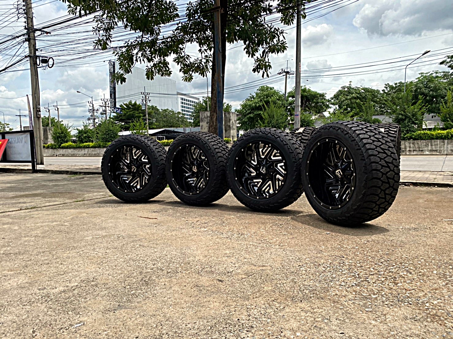 FORD WILDTRAK จัดทรงเมกาที่ STEP9