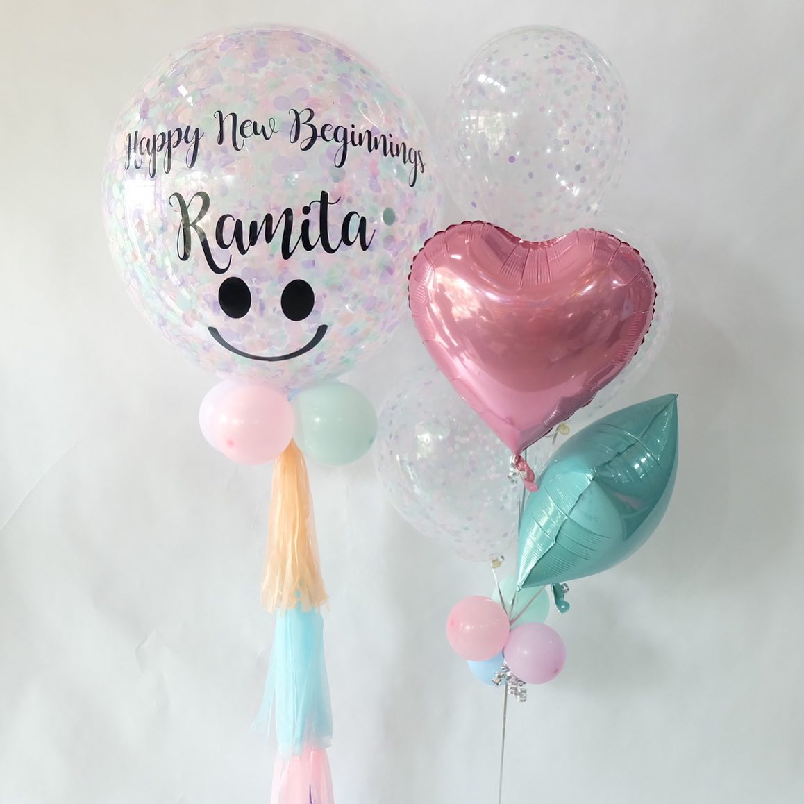 ลูกโป่งฉลองการเริ่มต้นใหม่ Pastel Green&Pink Balloon