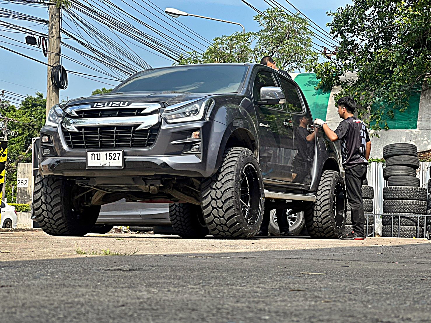 D_MAX_จองคิวมาจากจันทบุรี ทำทรงเมกาที่ STEP9