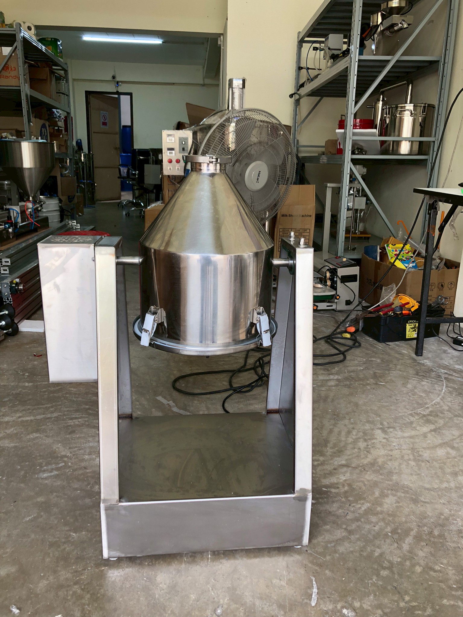 เครื่องผสมขนาดเล็กคุณภาพสูง ใช้งานหลากหลาย GGX