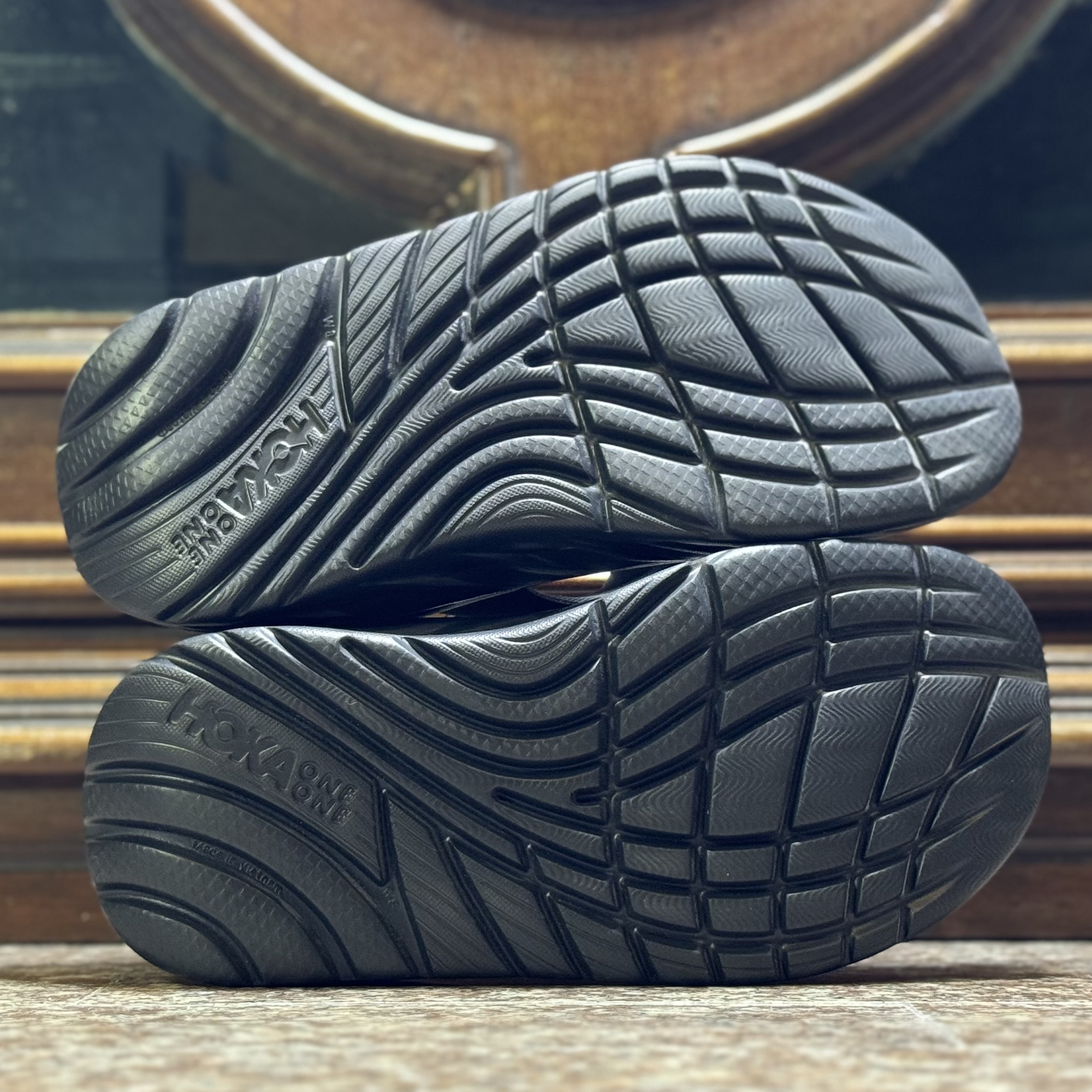 รองเท้า HOKA Ora Recovery Flip Women ‘TripleBlack’ (W8US)