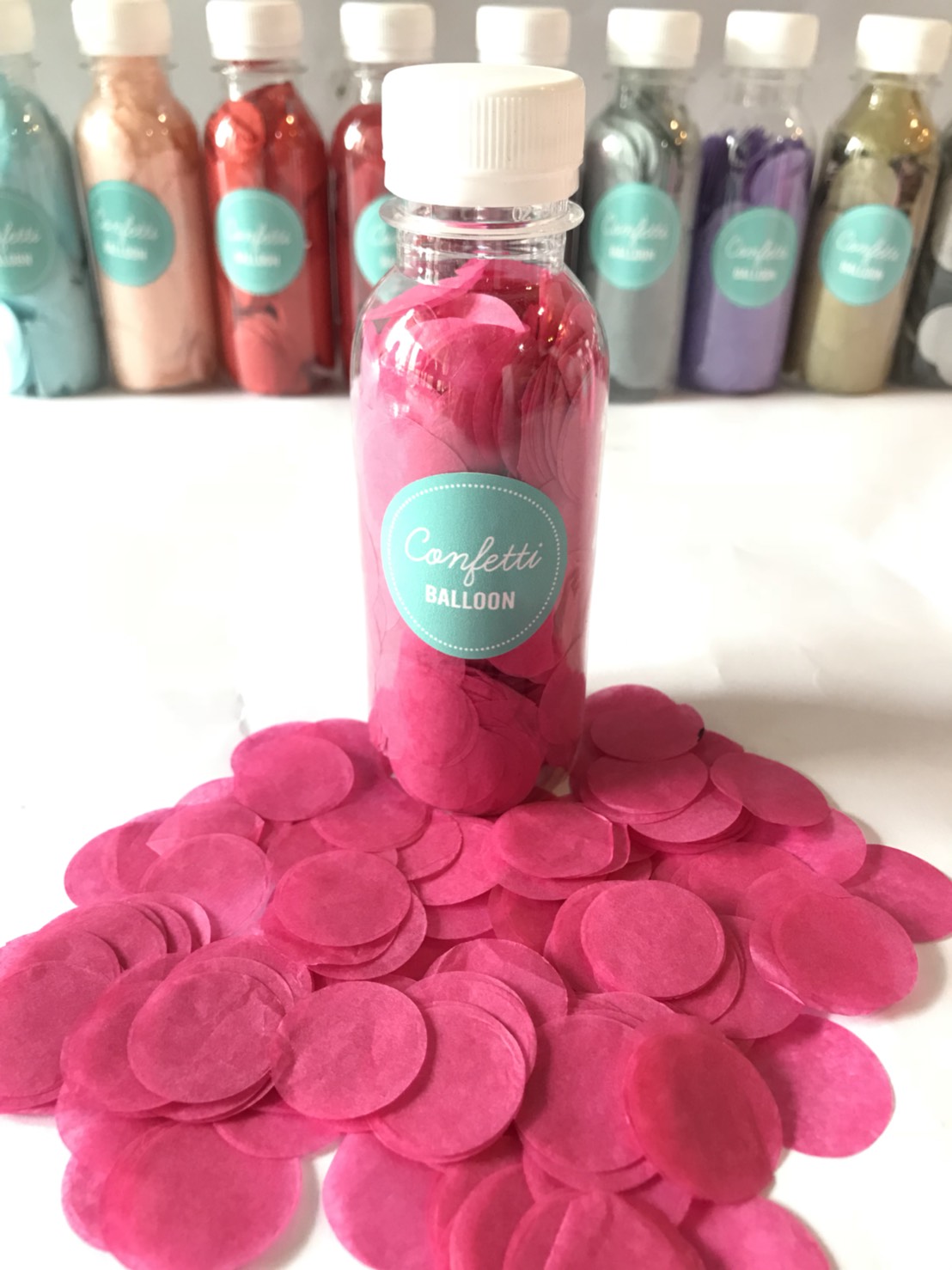 Paper Confetti กระดาษโปรยกลม กระดาษโปรยปาร์ตี้ 2.5CM สีชมพูเข้ม บานเย็น 100 กรัม