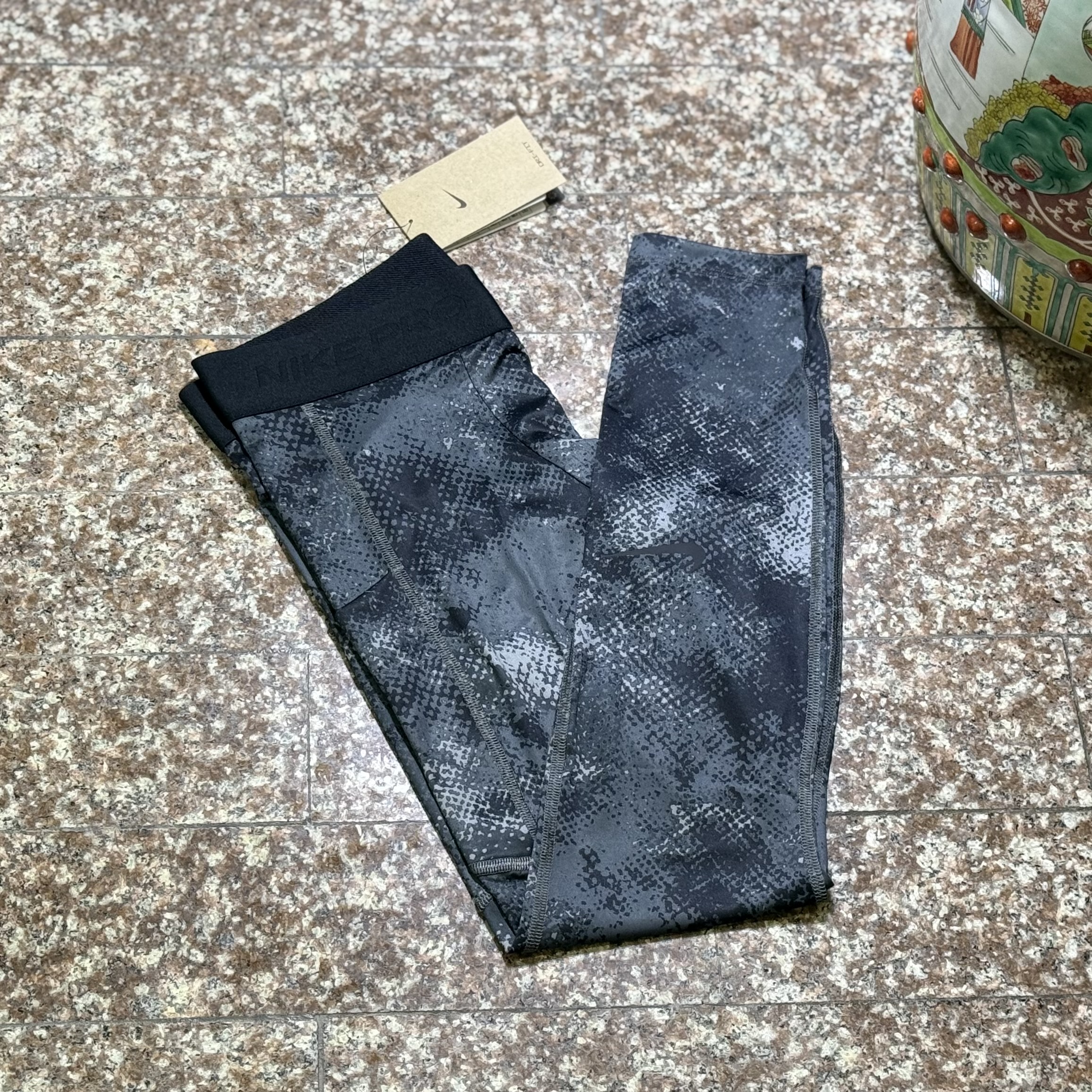 กางเกง Nike Pro ‘CAMO’ Dri-Fit Compression Long Tights (S,L,2XL)