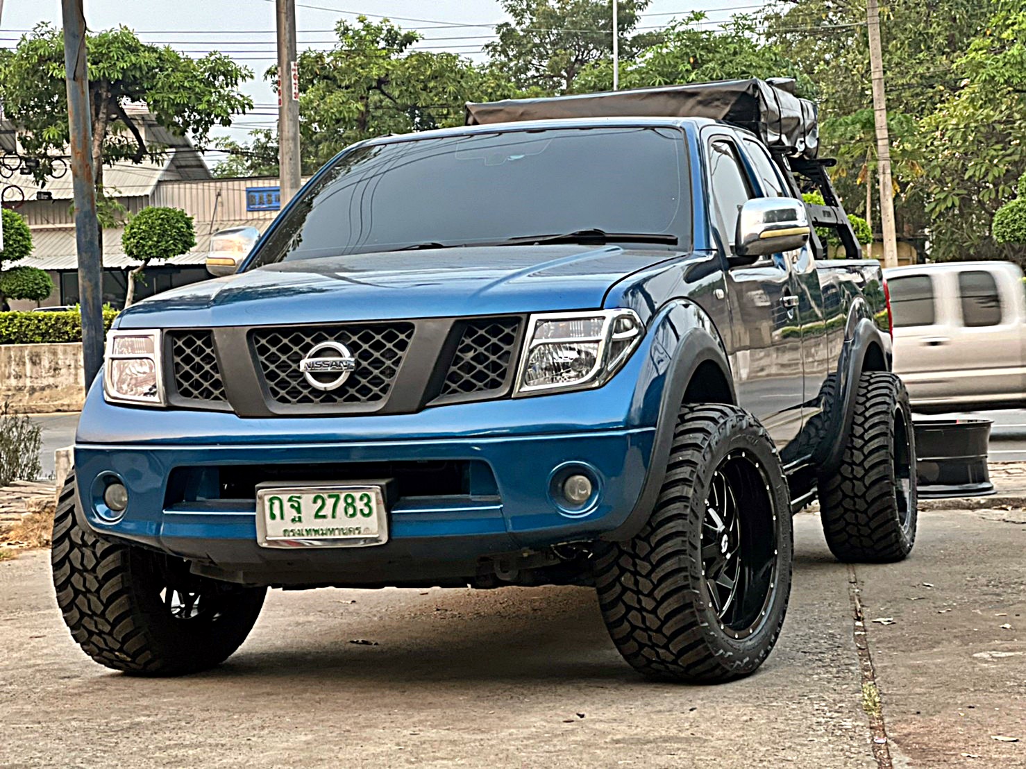 NISSAN_NAVARA_แปลงร่าง ทรงเมกา