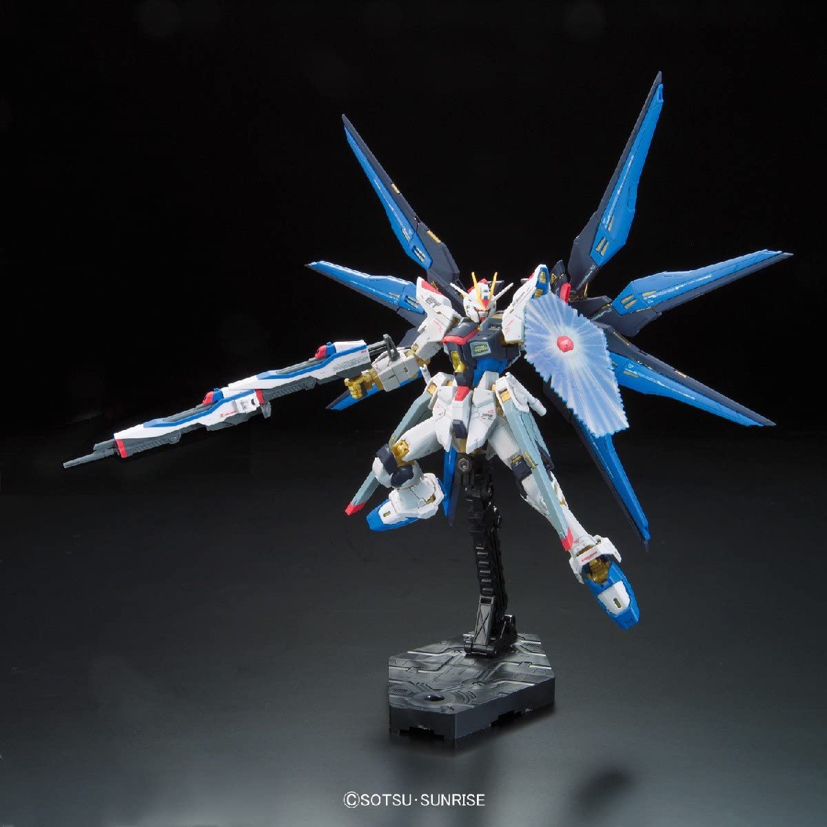 ZGMF-X20A Strike Freedom Gundam (RG)