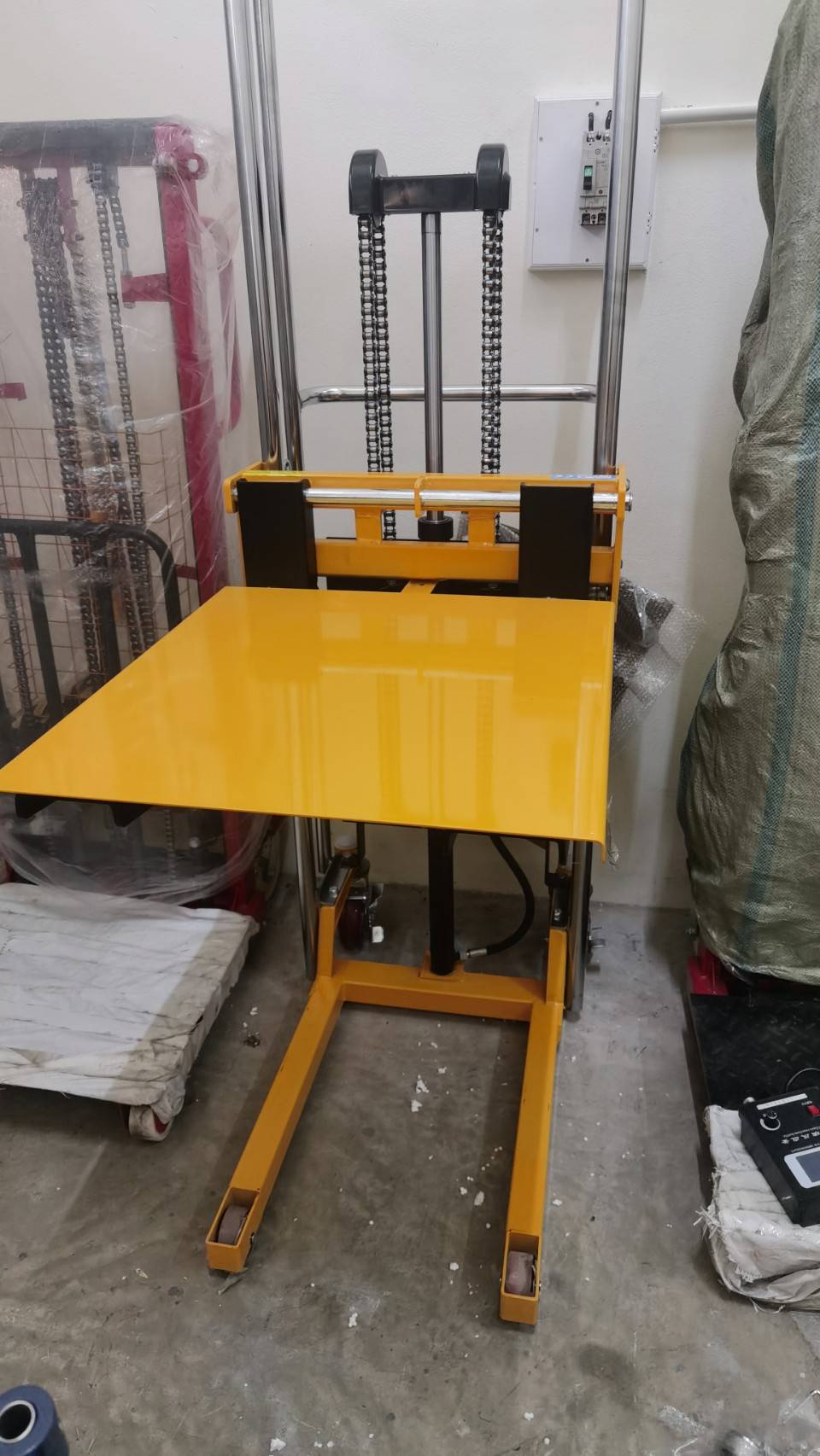 17316 รถยกไฟฟ้า Forklift mini 400kg. stacker ไฟฟ้า