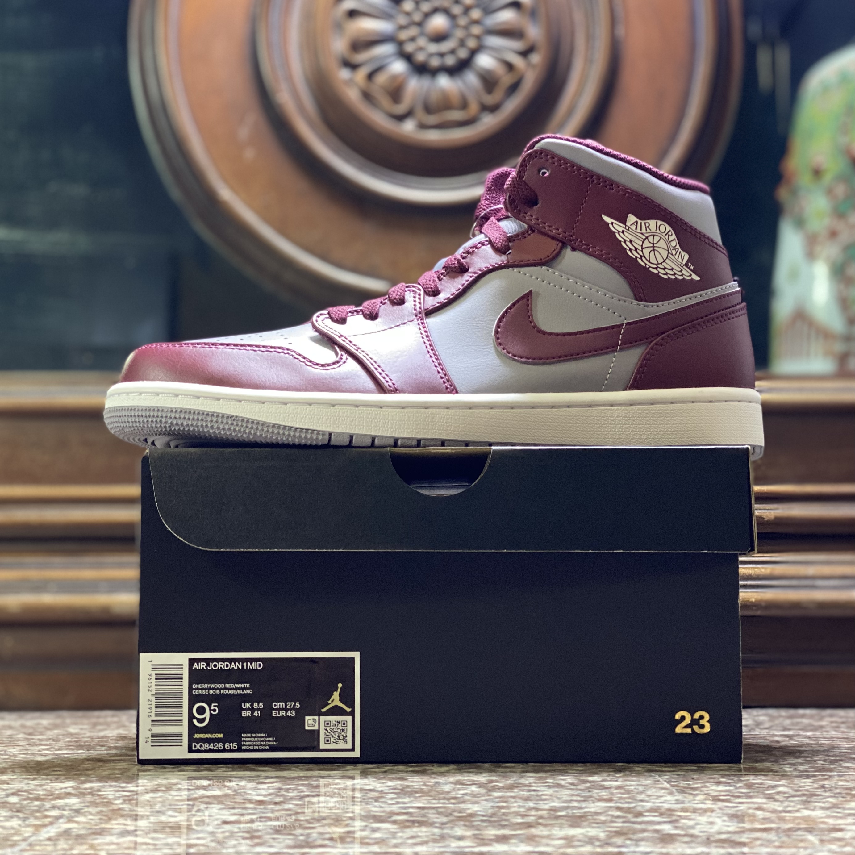รองเท้า Nike Air Jordan 1 Mid ‘Cherrywood’ (M9.5US)