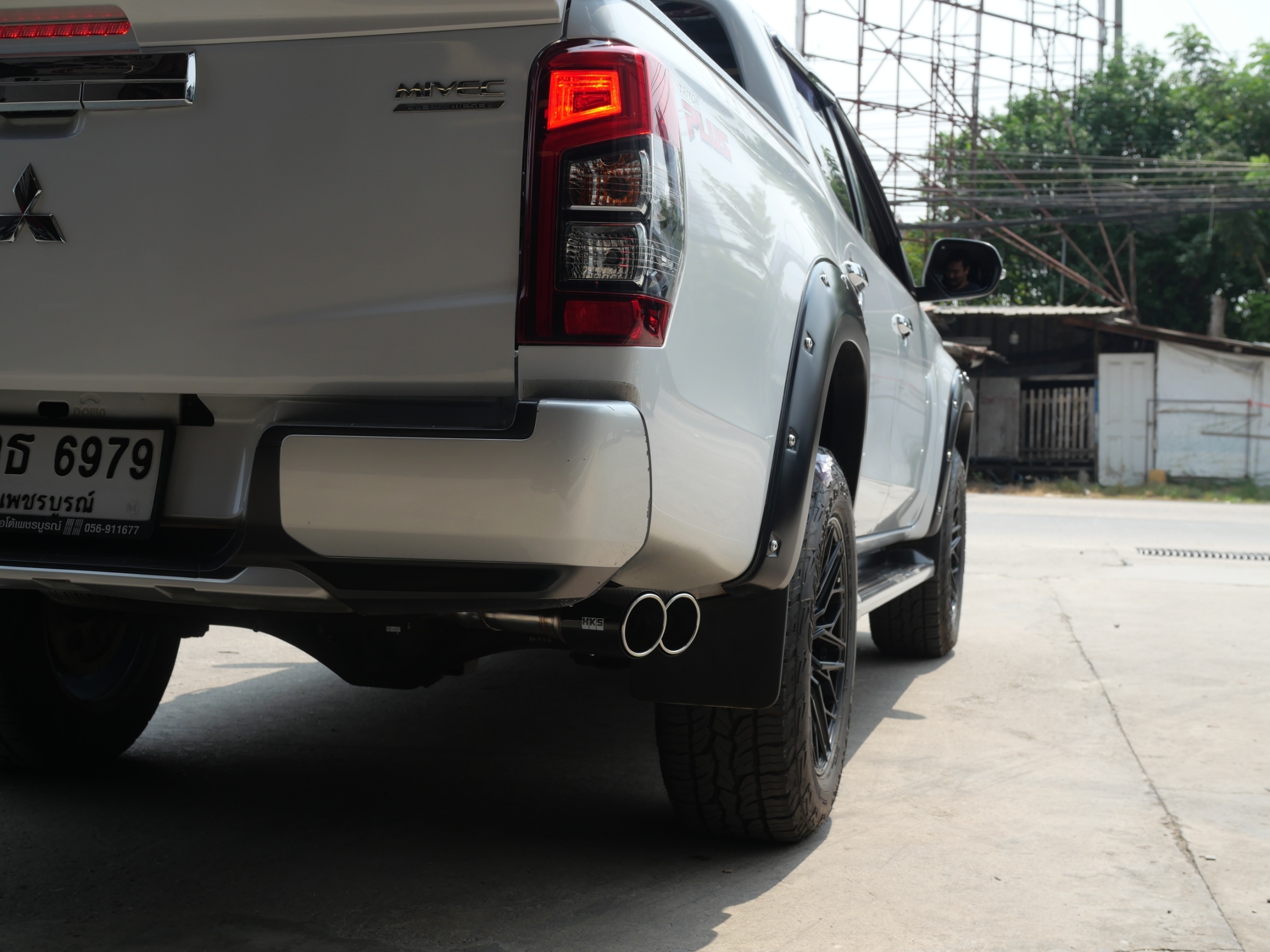 ท่อ HKS ใส่ TRITON ของแท้ ที่ STEP9