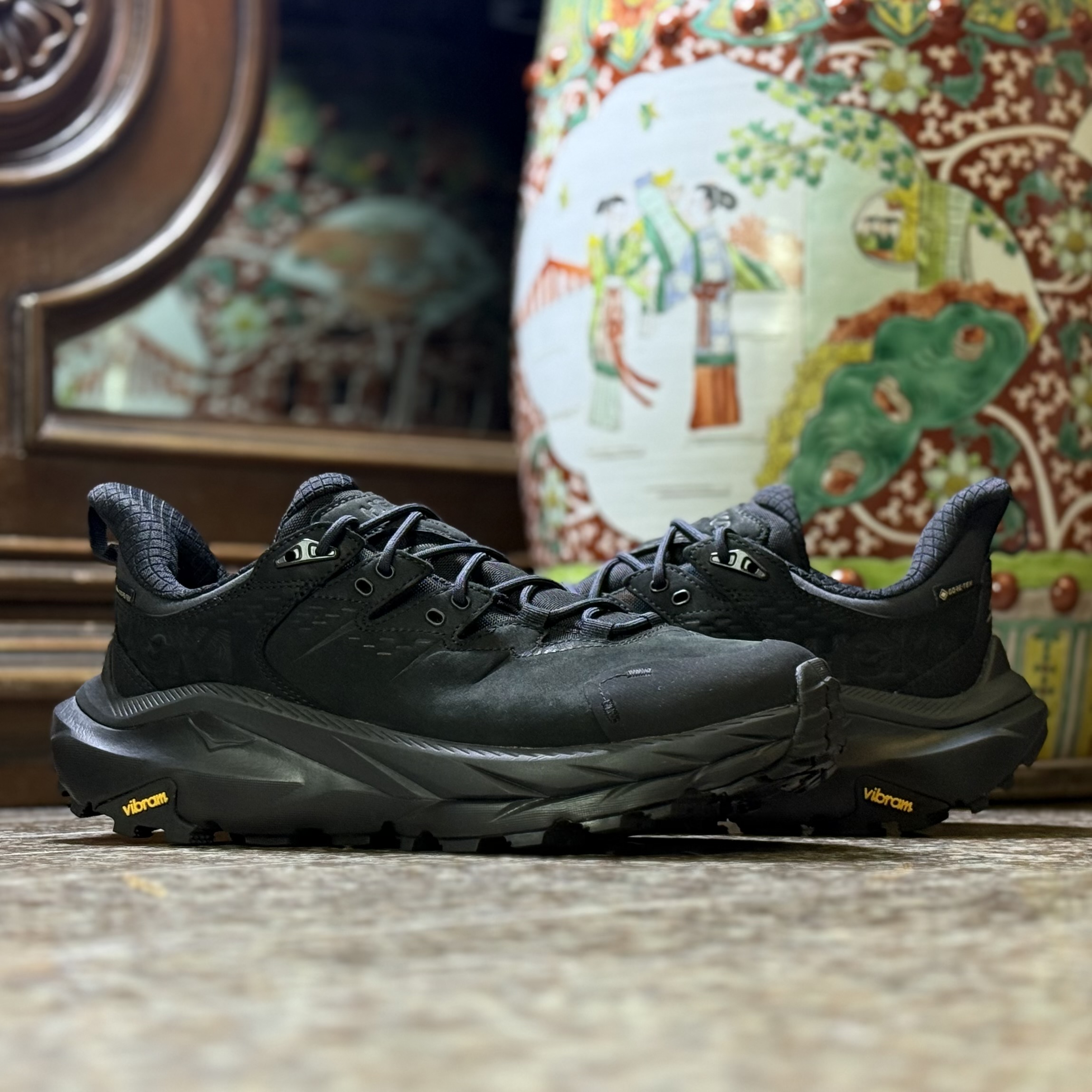 รองเท้าเดินป่า HOKA KAHA 2 Low GTX ‘AllBlack’ (M8.5/9/9.5/10US)