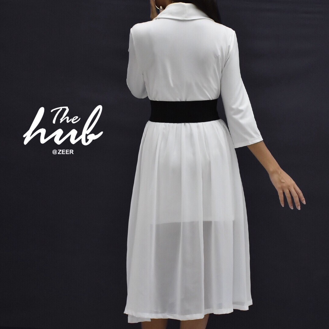 เดรสคอปกสีขาว