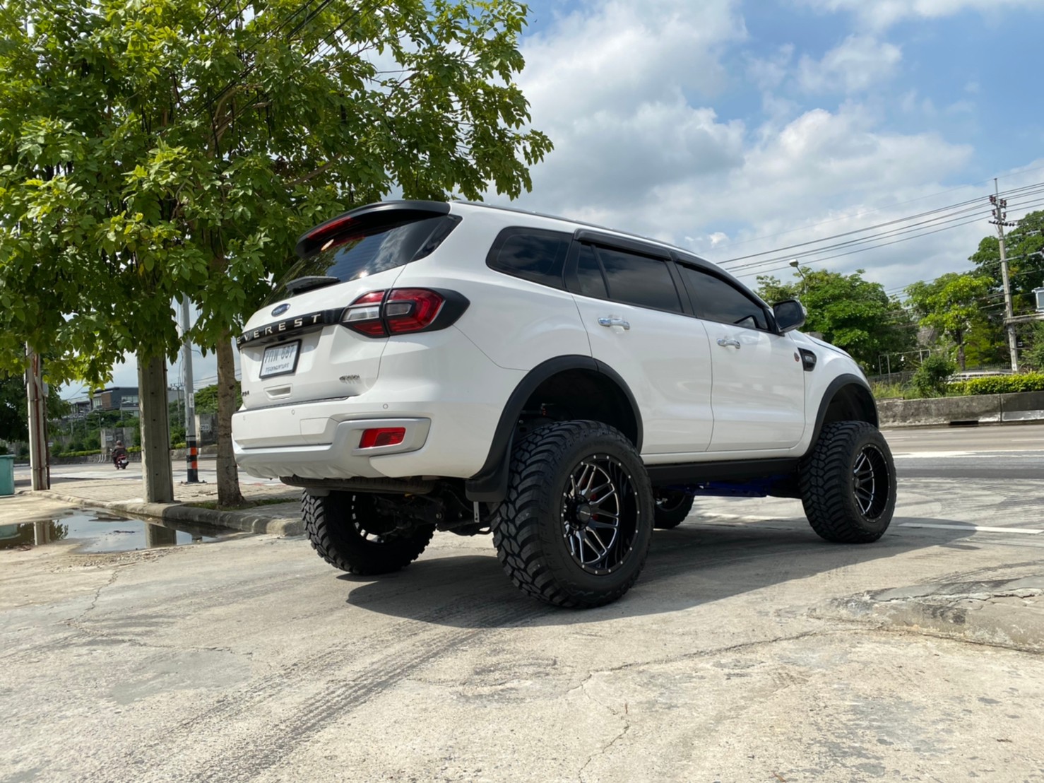FORD EVEREST ยก6นิ้ว จัด FULLSET ที่ STEP9