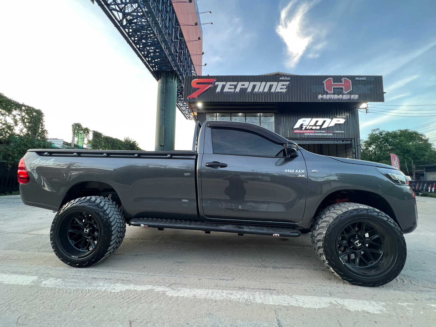 TOYOTA REVO หัวเดียว ทรงเมกา ที่ STEP9