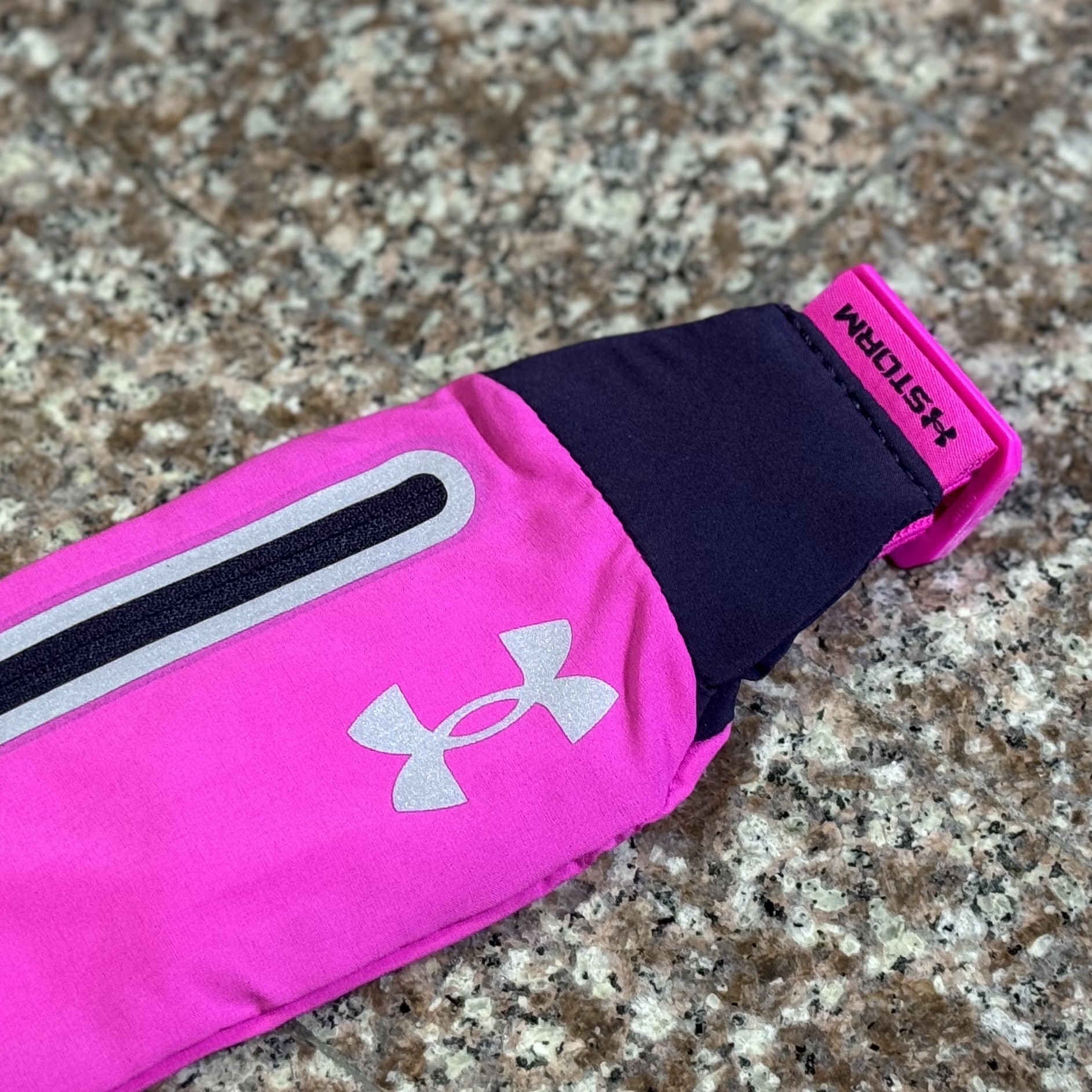 กระเป๋าวิ่ง Under Armour Flex SpeedPocket Run Belt ‘Pink’