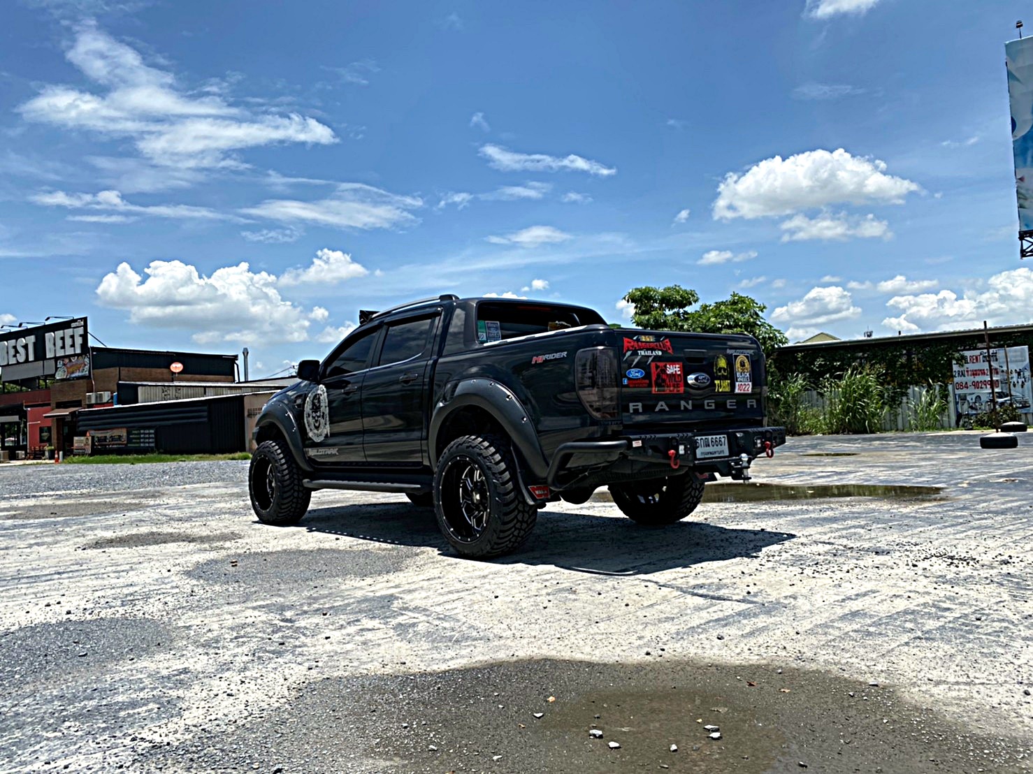 FORD WILDTRACK ทรงเมกา