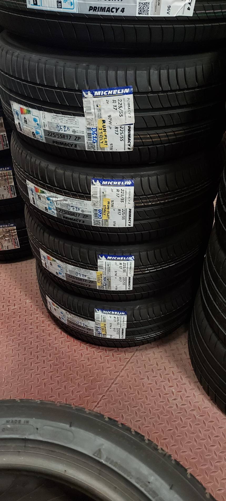 MICHELIN PRIMACY3 ZP RFT 225/55-17 ราคาถูกที่ STEP9