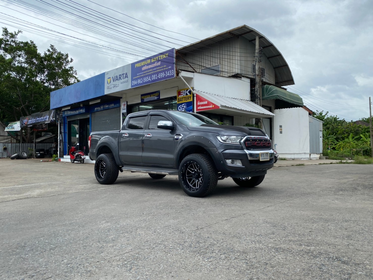 FORD ทรงเมกา ล้อเทพลึกสุดตาราง