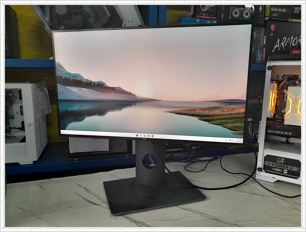 (* มือ 2 เกรด A ไม่มีตำหนิ ) Monitor 25'' DELL U2518D (IPS, HDMI, DP, USB)
