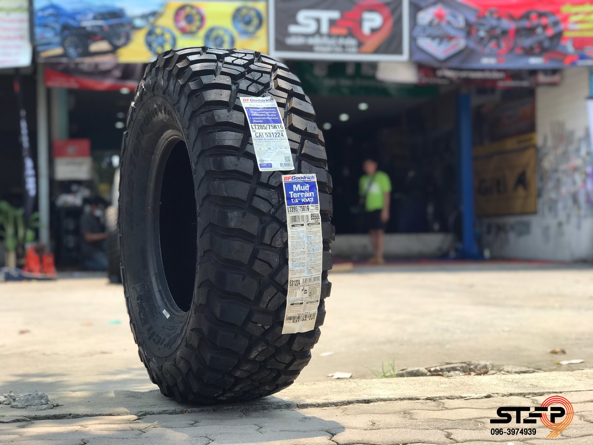 BF GOODRICH KM3 285/75-16 ราคาถูก ต้อง STEP9 เท่านั้น