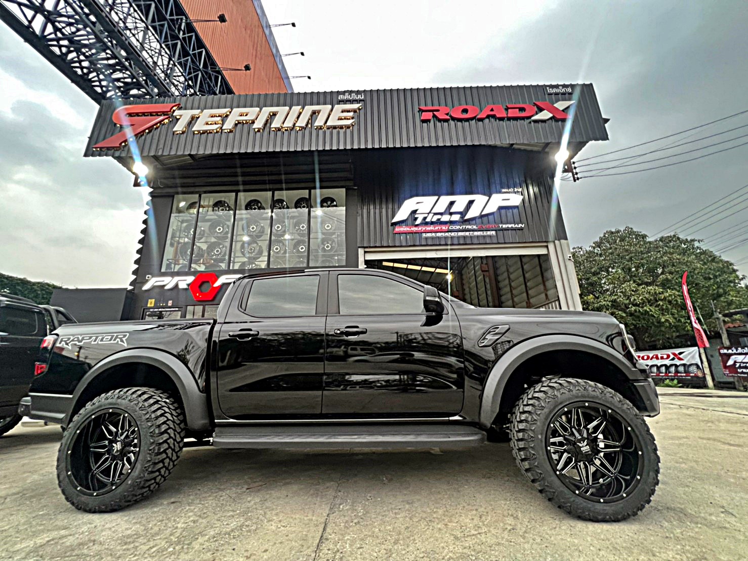 FORD RAPTOR NEXTGEN V6 ทำทรงเมกาที่ STEP9