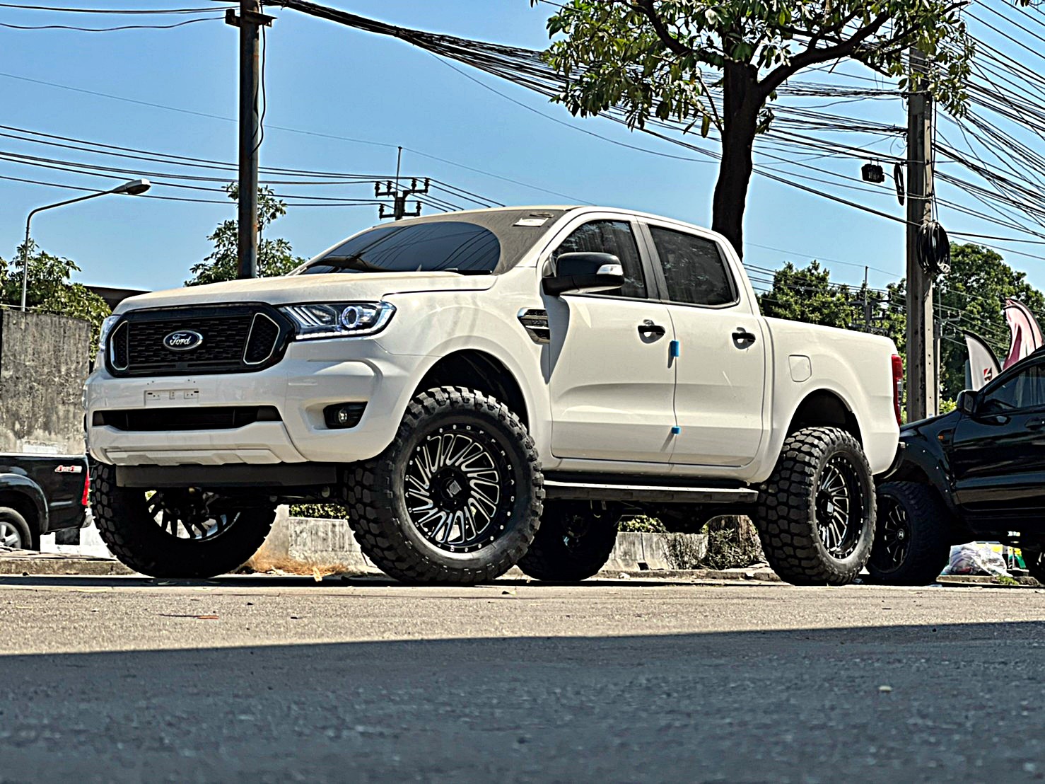 AMERICAN_WARRIOR FORD ทรงเมกา