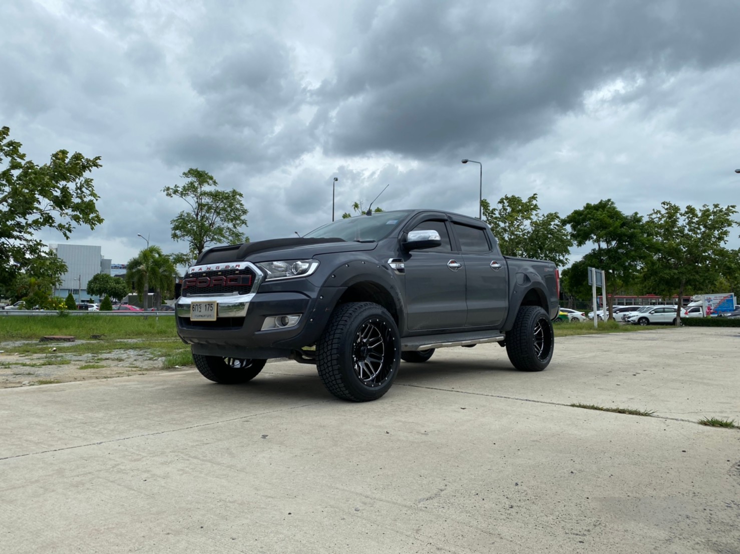 FORD ทรงเมกา ล้อเทพลึกสุดตาราง