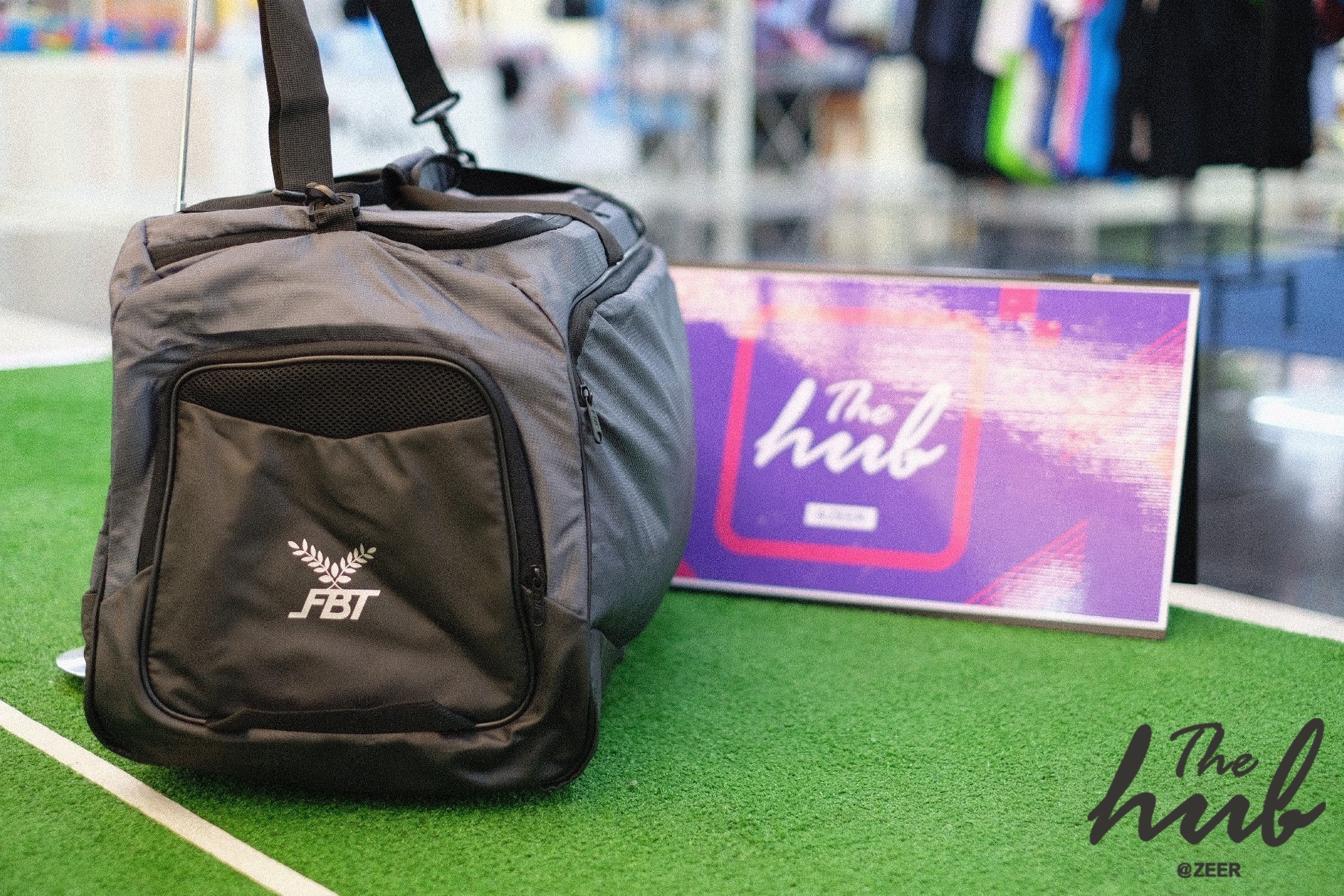 กระเป๋าเสื้อผ้า FBT