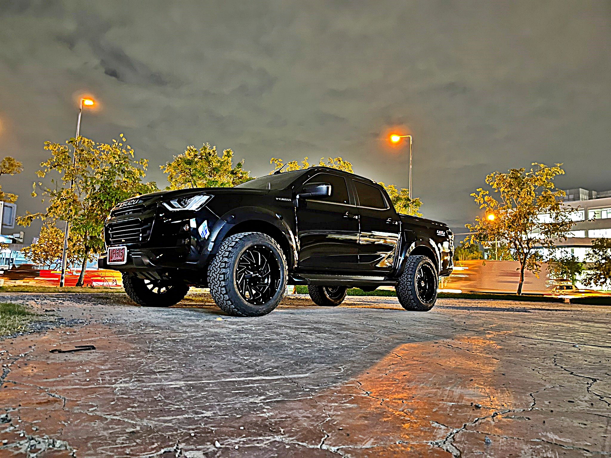 D-MAX 2022 แต่งแบบไม่ยก ที่ STEP9