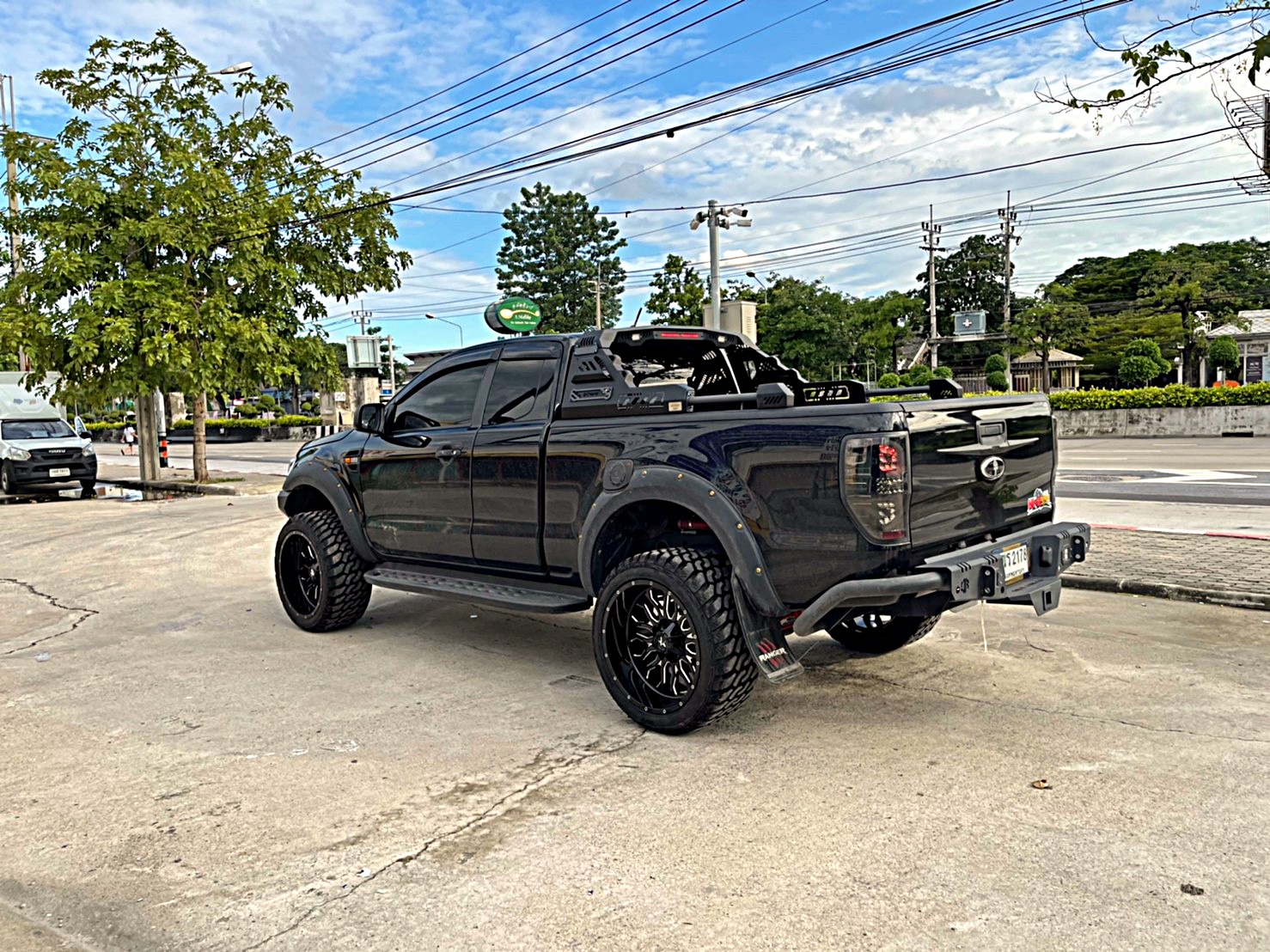 FORD RANGER จัดทรงเมกา ขอบ22 ที่ STEP9