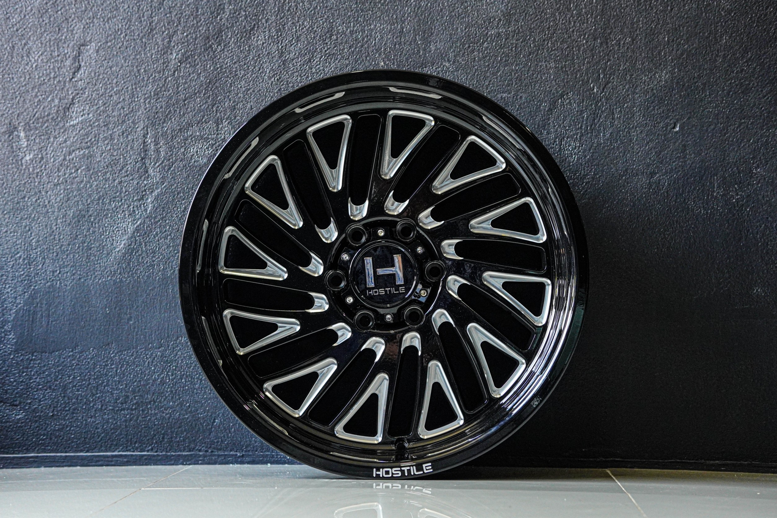 ล้อเเท้ HOSTILE H131 20x10 6x139.7 ET-19 BLADE CUT ราคาถูกต้องที่ STEP9 เท่านั้น