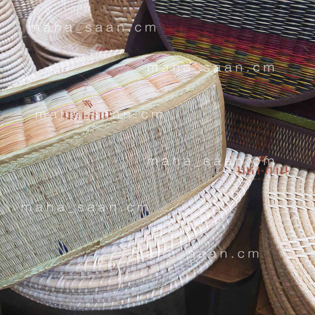 กระเป๋าเสื่อกก หูหวาย คล้องแขนสวยๆ คละแบบ 💖