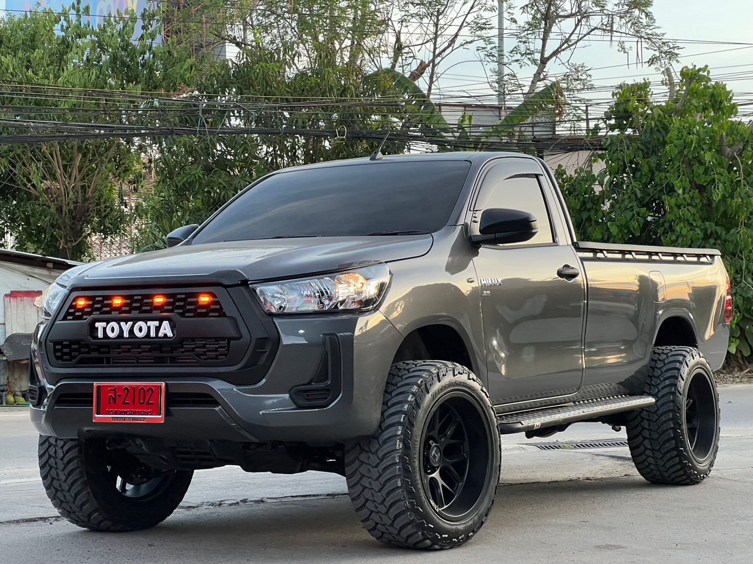 TOYOTA REVO หัวเดียว ทรงเมกา ที่ STEP9