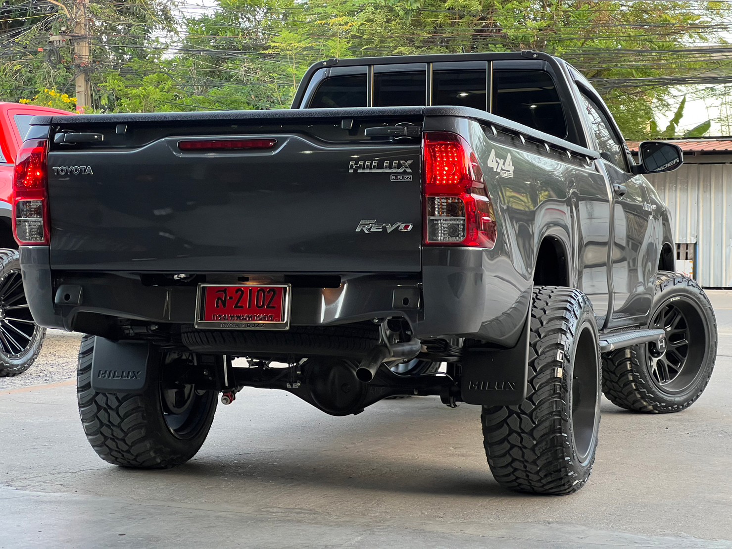 TOYOTA REVO หัวเดียว ทรงเมกา ที่ STEP9