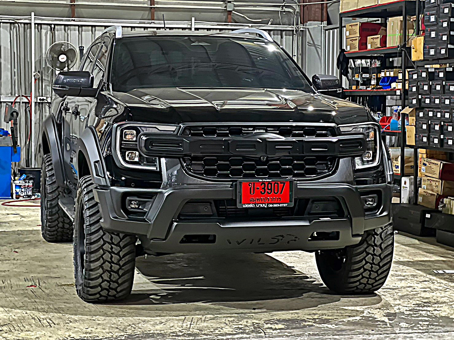 FORD RANGER NEXTGEN เน้นสเป็ค ล้อไม่ยื่น ยางใหญ่