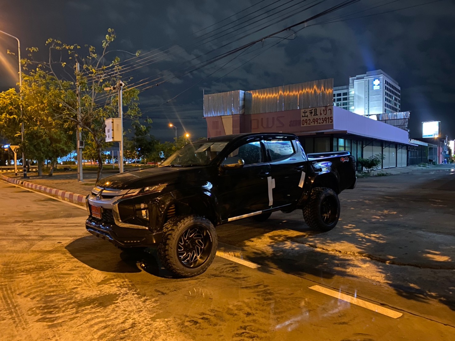 TRITON 4X4 จัดทรงเมกา