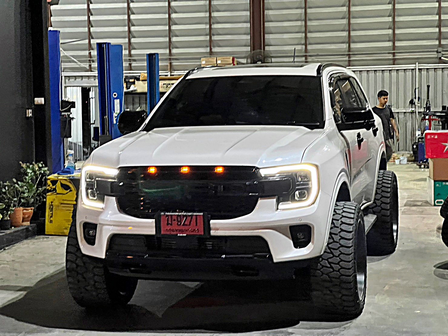 FORD EVEREST NEXTGEN ล้อแท้ HOSTILE H120 ขอบ22 ที่ STEP9